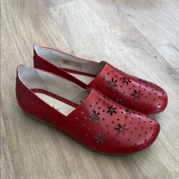 NEW Women’s Josef Seibel Fiona Leather Flats - Picture 1 of 5
